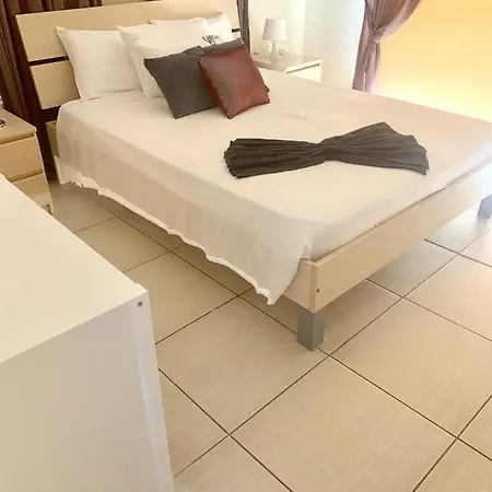 Nissi Sandy Bay Appartement