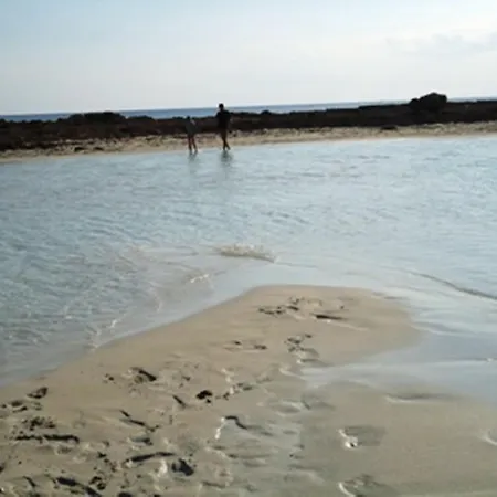 Daire Nissi Sandy Bay Aya Napa