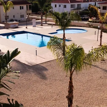 Nissi Sandy Bay Apartmán